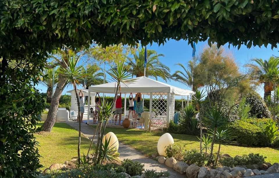 Hotel Parco Delle Rose Silvi Marina Exterior foto